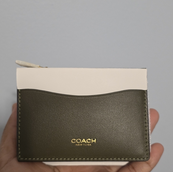 Coach Essential Leather Card Holder - Picture 3 of 11